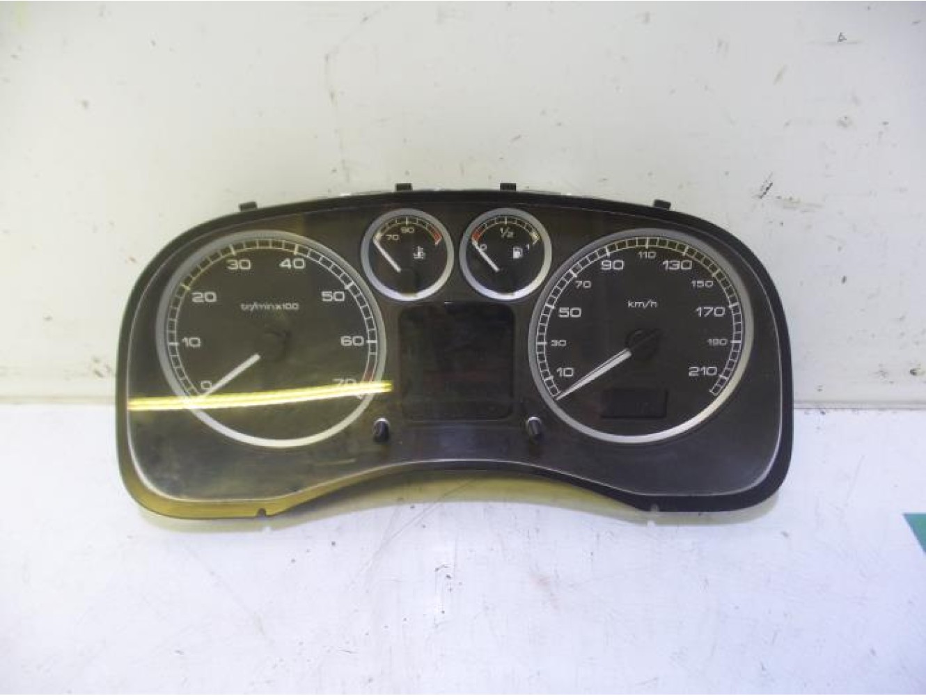 Peugeot - 307 - Instrumentenbrett