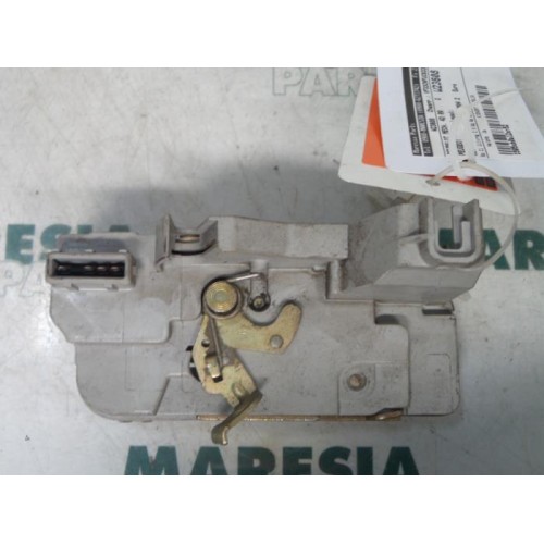 Peugeot - 307 - Rear door mechanism 4-door, right