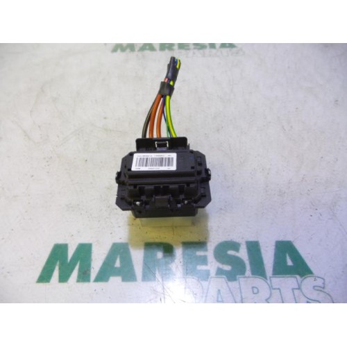 Peugeot - 208 - Heater resistor