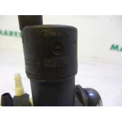 Peugeot - 208 - Scheibensprüherpumpe vorne