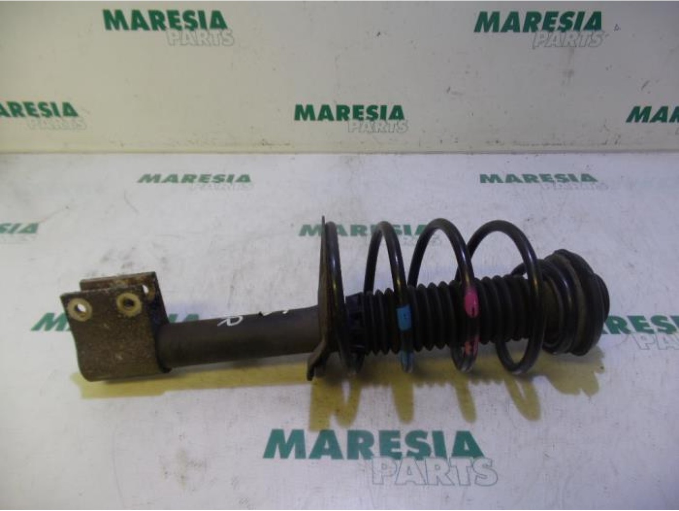 Peugeot - 307 - Front shock absorber rod, right