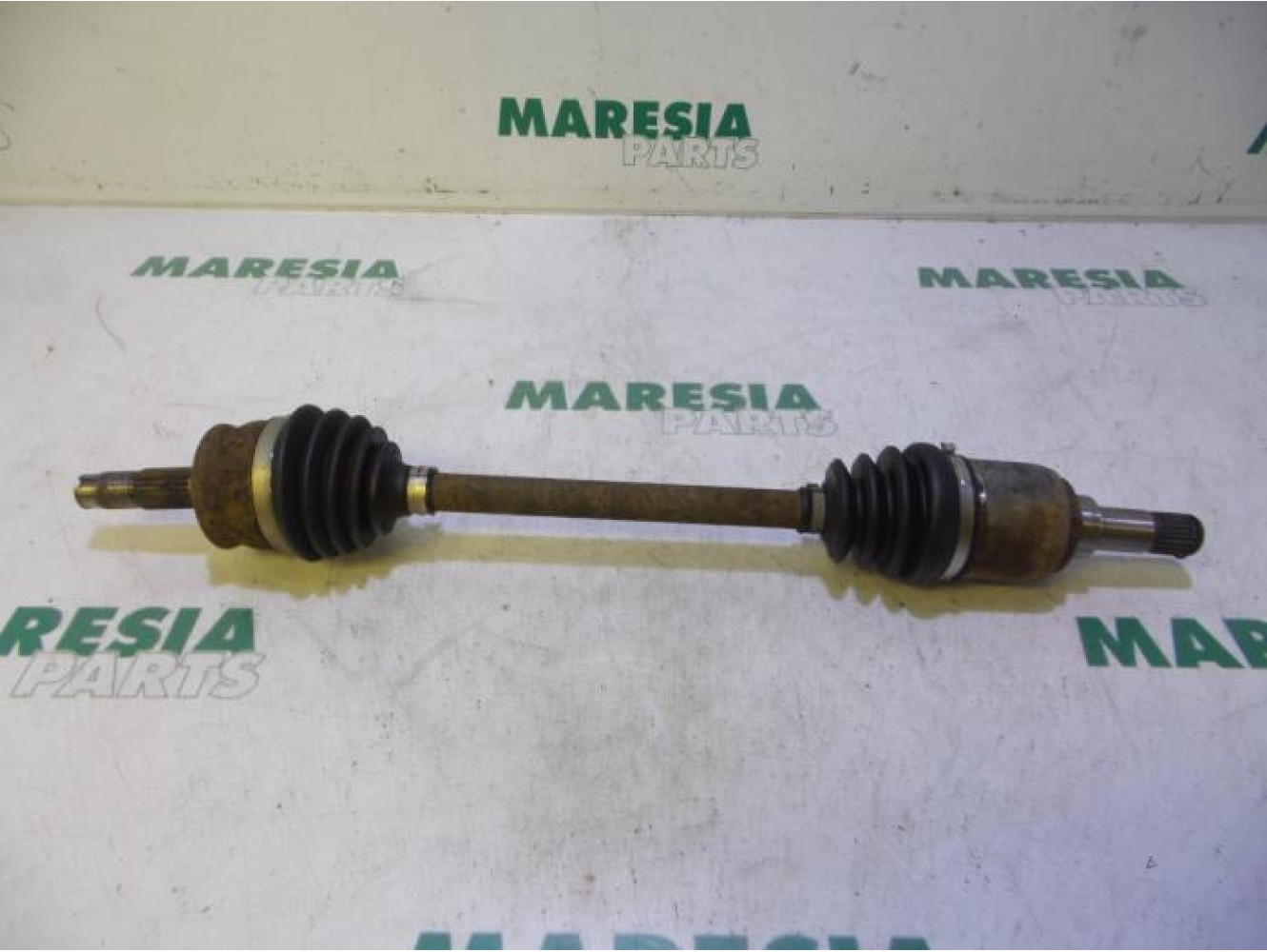 Fiat - 500 - Aandrijfas links-voor
