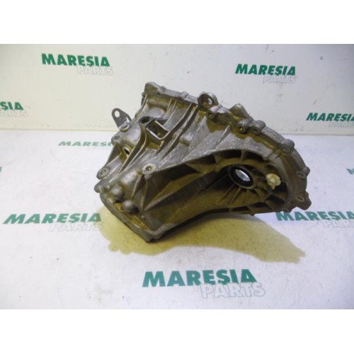 Renault - Megane - Gearbox casing
