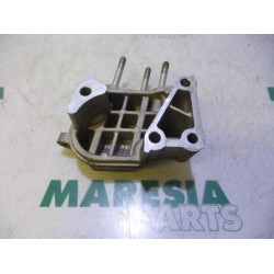 Fiat - 500 - Engine mount