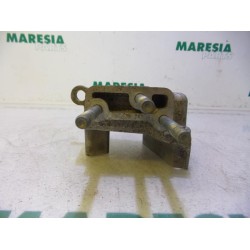 Fiat - 500 - Engine mount