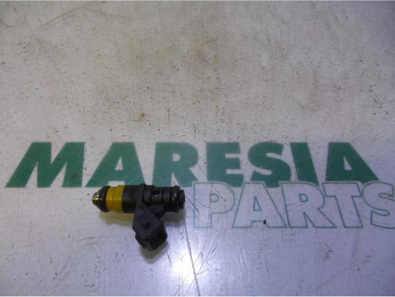 Renault - Clio - Injector (petrol injection)