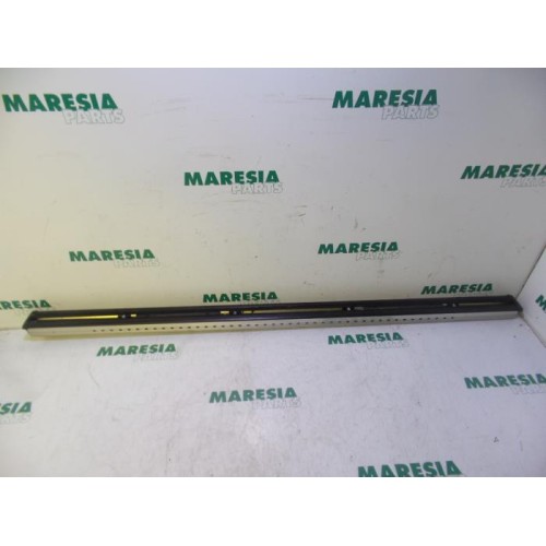 Renault - Espace - Seat rails, right
