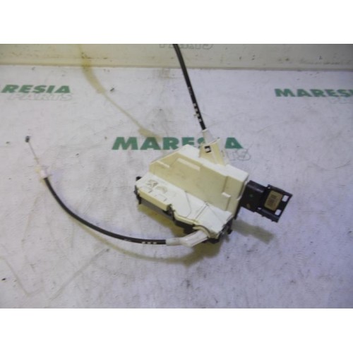 Peugeot - 308 - Front door lock mechanism 4-door, right