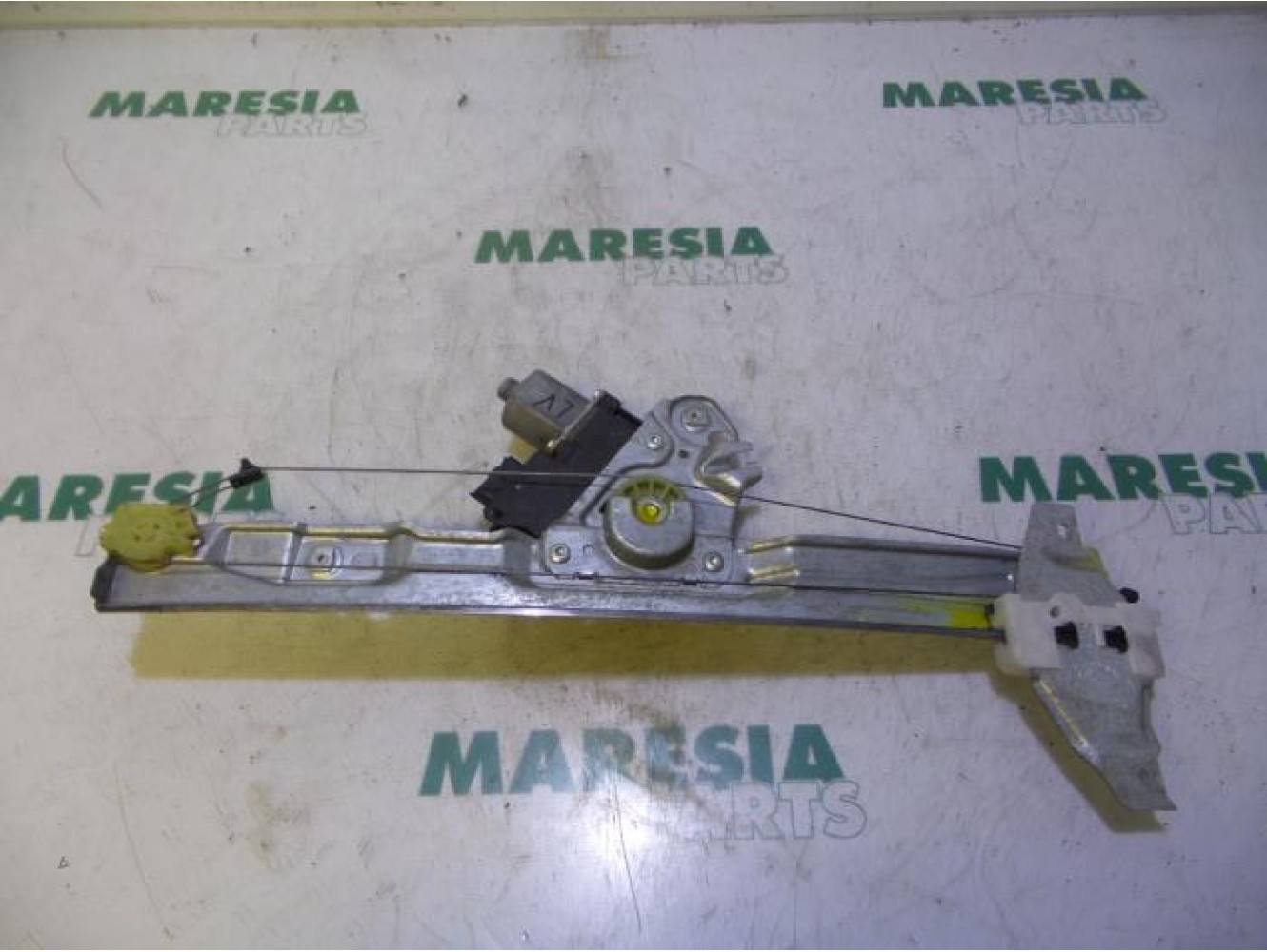 Peugeot - 308 - Window mechanism 4-door, front left
