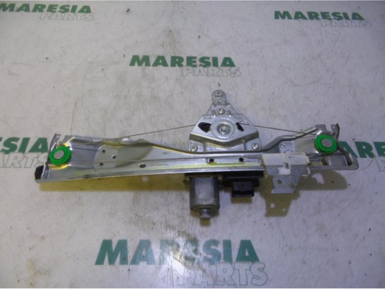 Peugeot - 308 - Rear door window mechanism 4-door, right