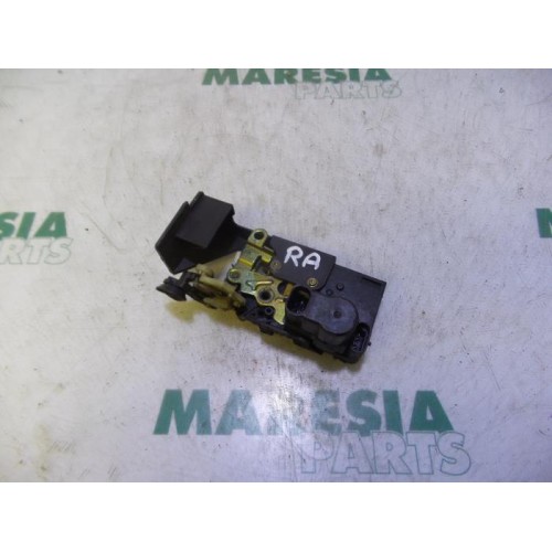 Alfa Romeo - 156 - Rear door mechanism 4-door, right