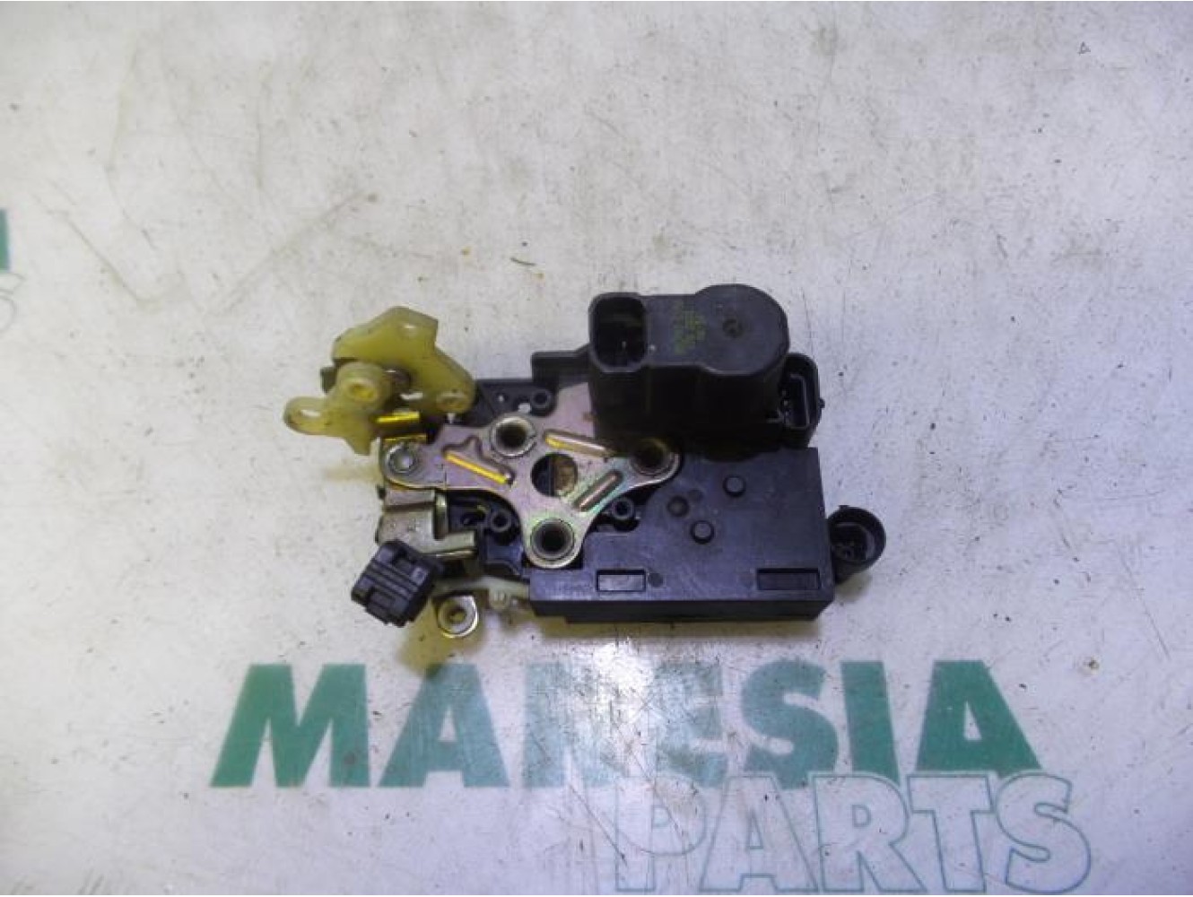 Alfa Romeo - 156 - Türschlossmechanik 4-türig links vorne