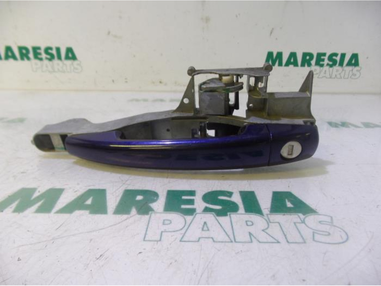 Citroen - C4 Picasso - Door handle 4-door, front left