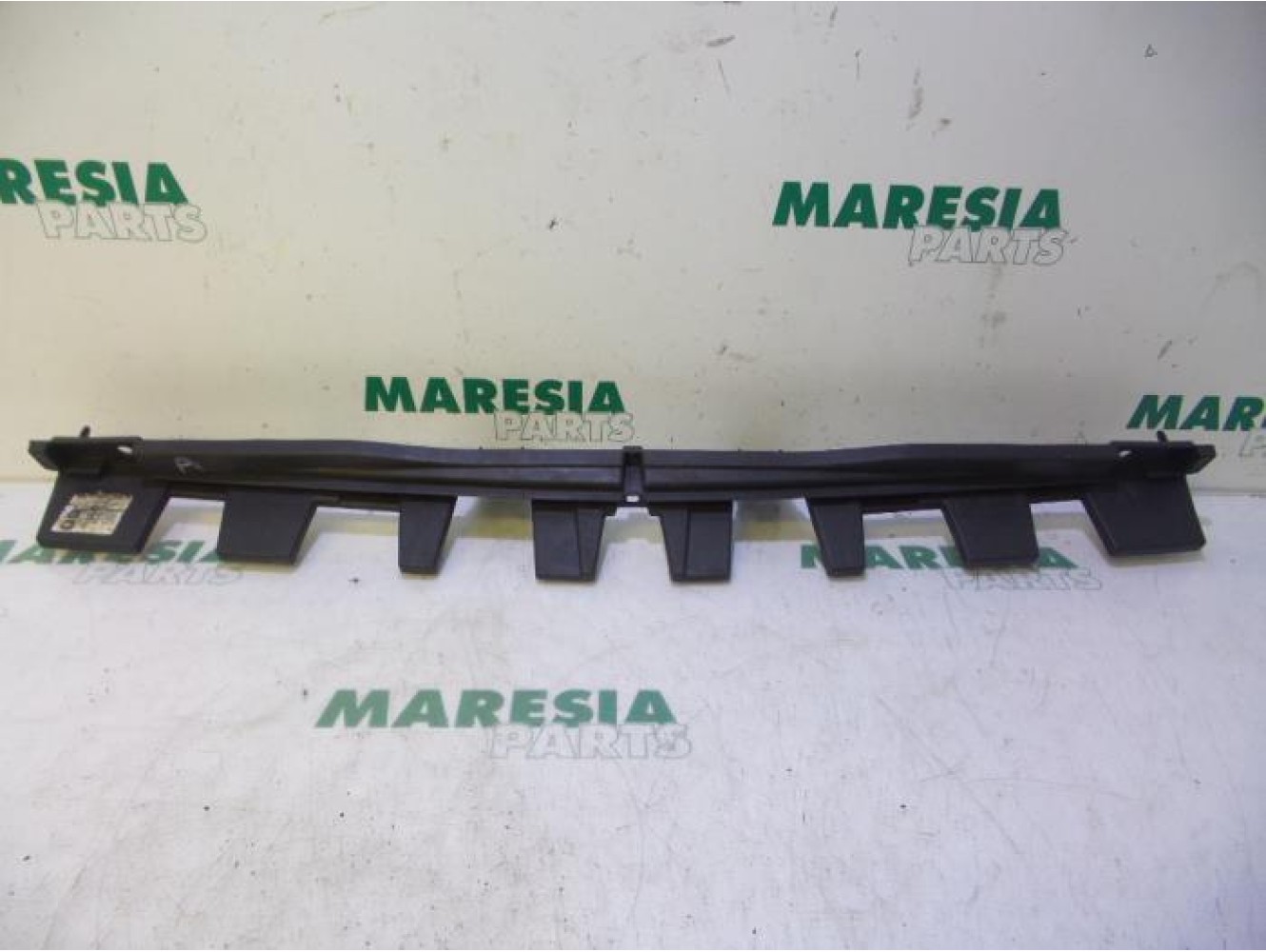 Citroen - C4 Picasso - Rear bumper frame