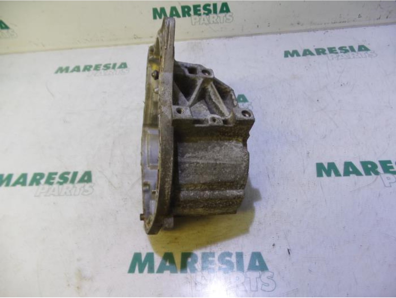 Citroen - C5 - Gearbox casing