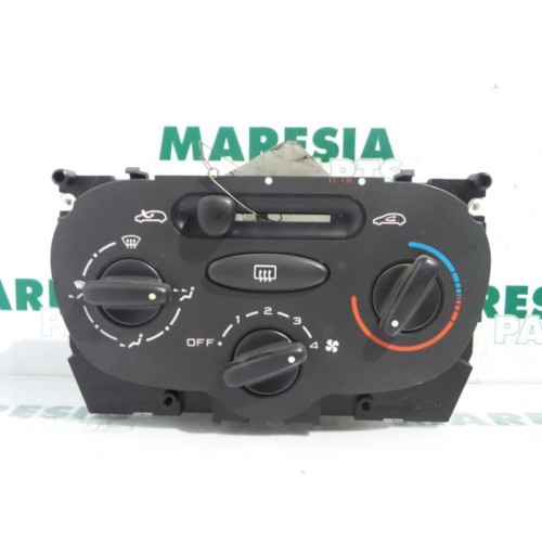 Peugeot - 206 - Heater control panel
