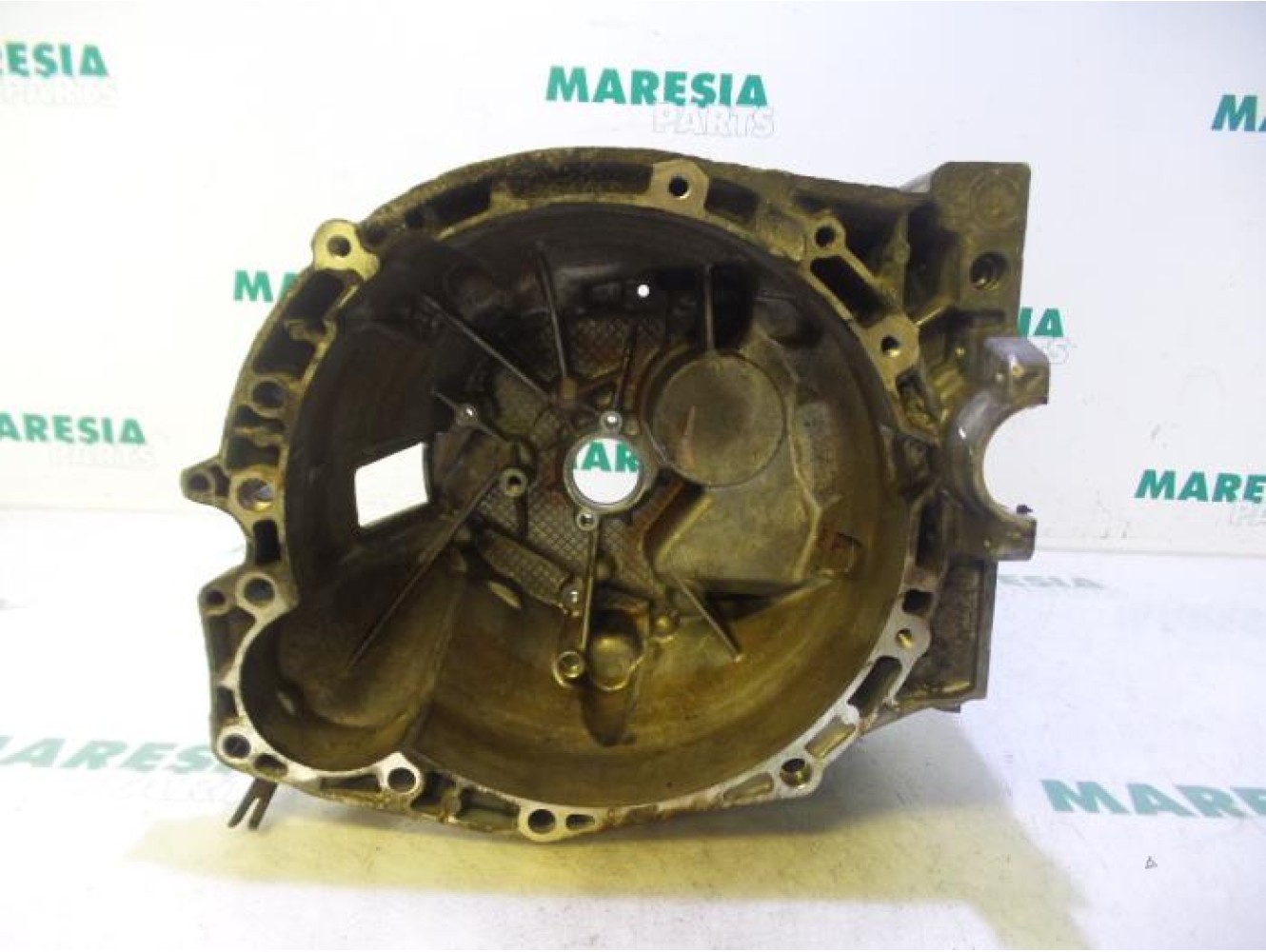 Peugeot - Expert - Gearbox casing