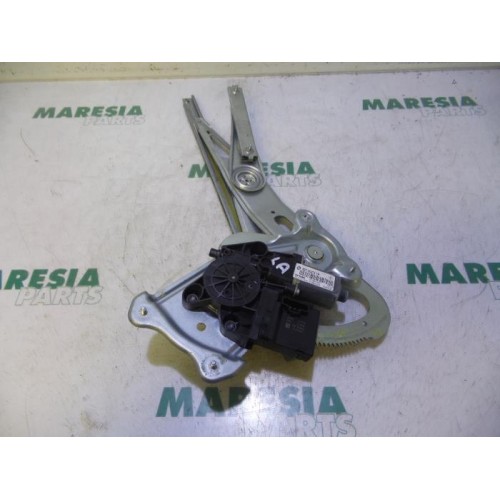 Renault - Megane Scenic - Rear door window mechanism 4-door, left