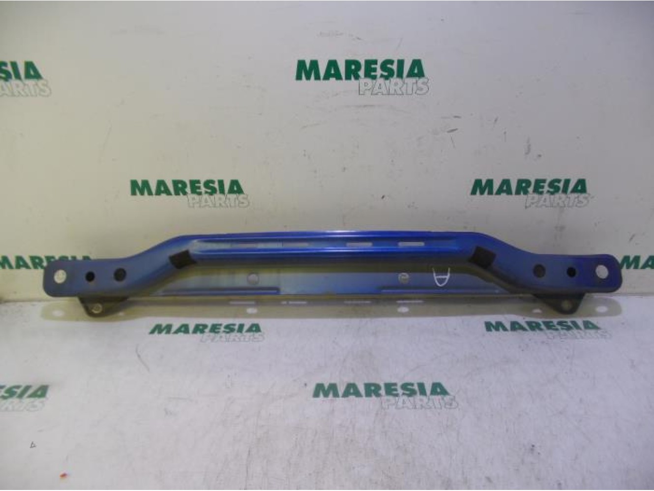 Peugeot - 107 - Rear bumper frame