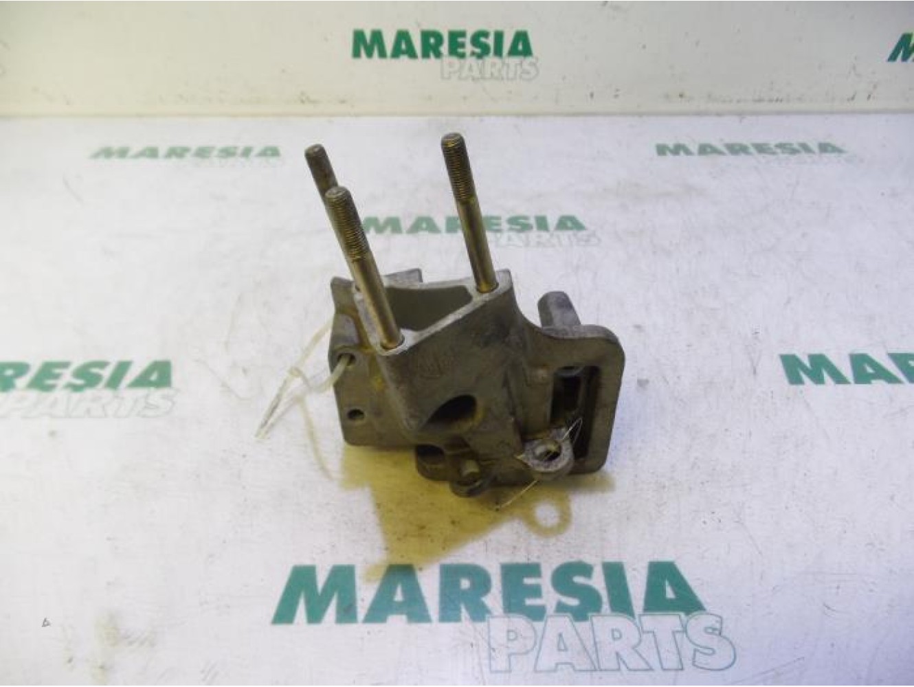 Fiat - Idea - Engine mount