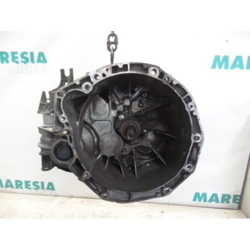Renault - Megane Scenic - Gearbox