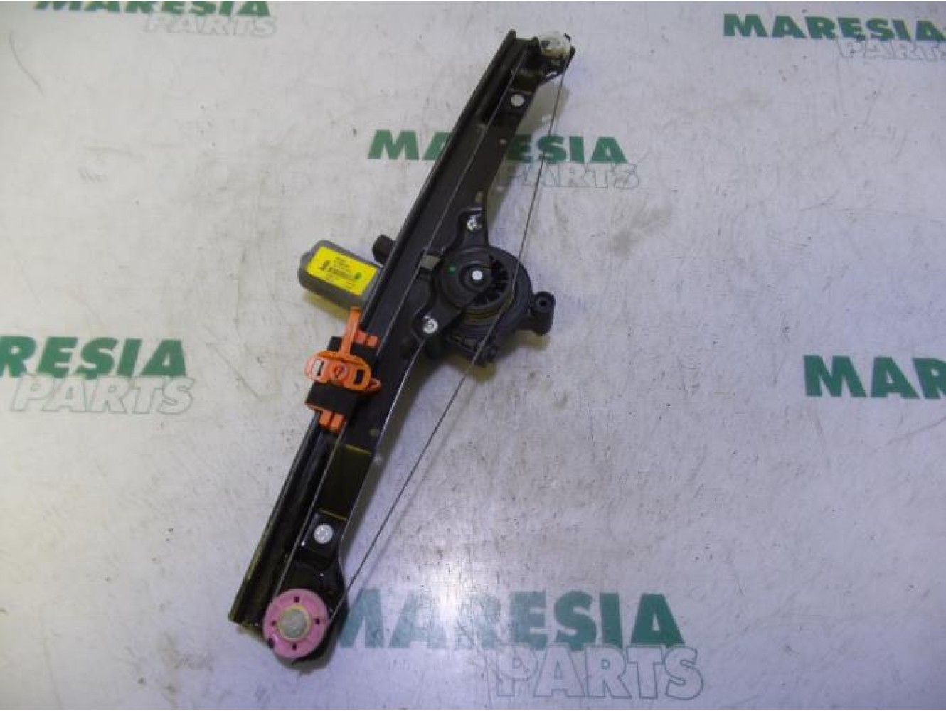 Fiat - Punto - Window mechanism 2-door, front right