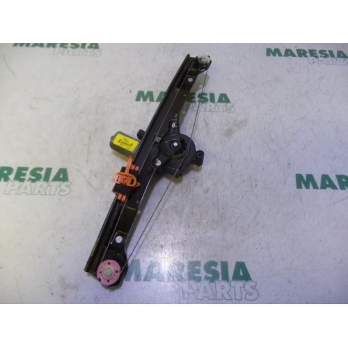 Fiat - Punto - Window mechanism 2-door, front right