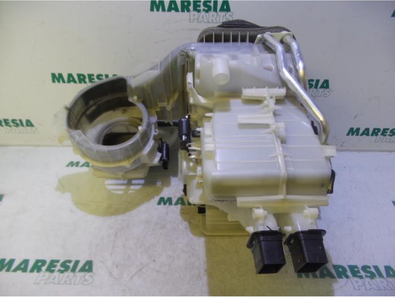 Fiat - Punto - Heater housing