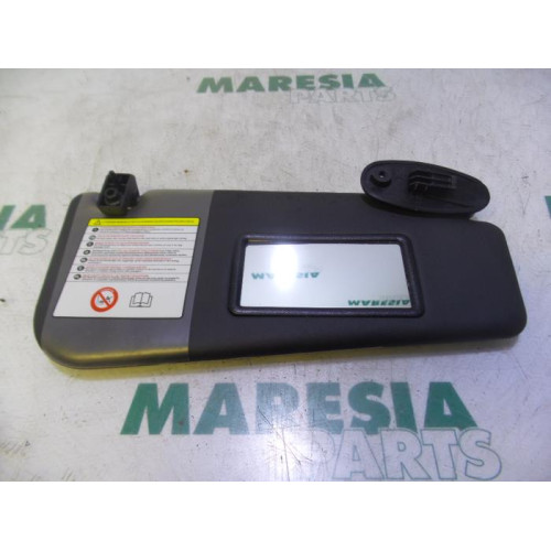 Fiat - Punto - Zonneklep