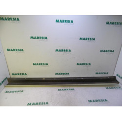 Fiat - Punto - Zijskirt links