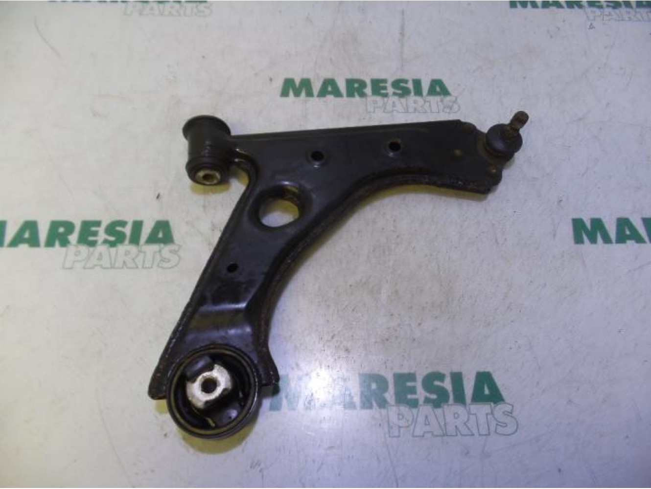 Fiat - Punto - Front lower wishbone, right