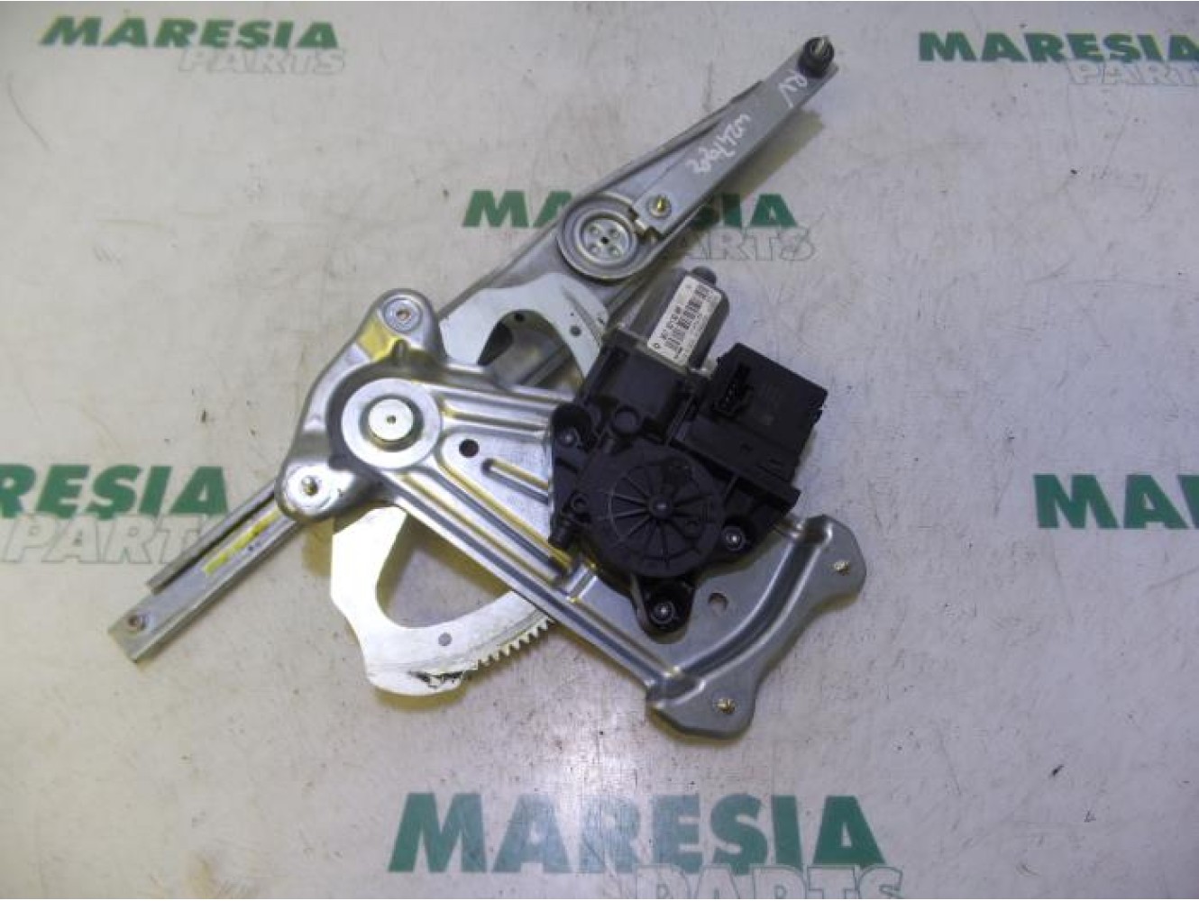 Renault - Megane - Window mechanism 4-door, front right