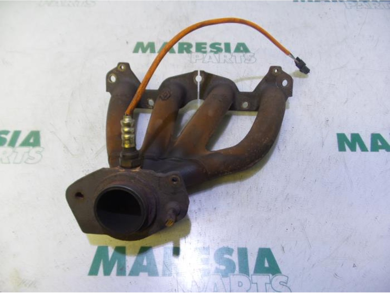 Renault - Clio - Exhaust manifold