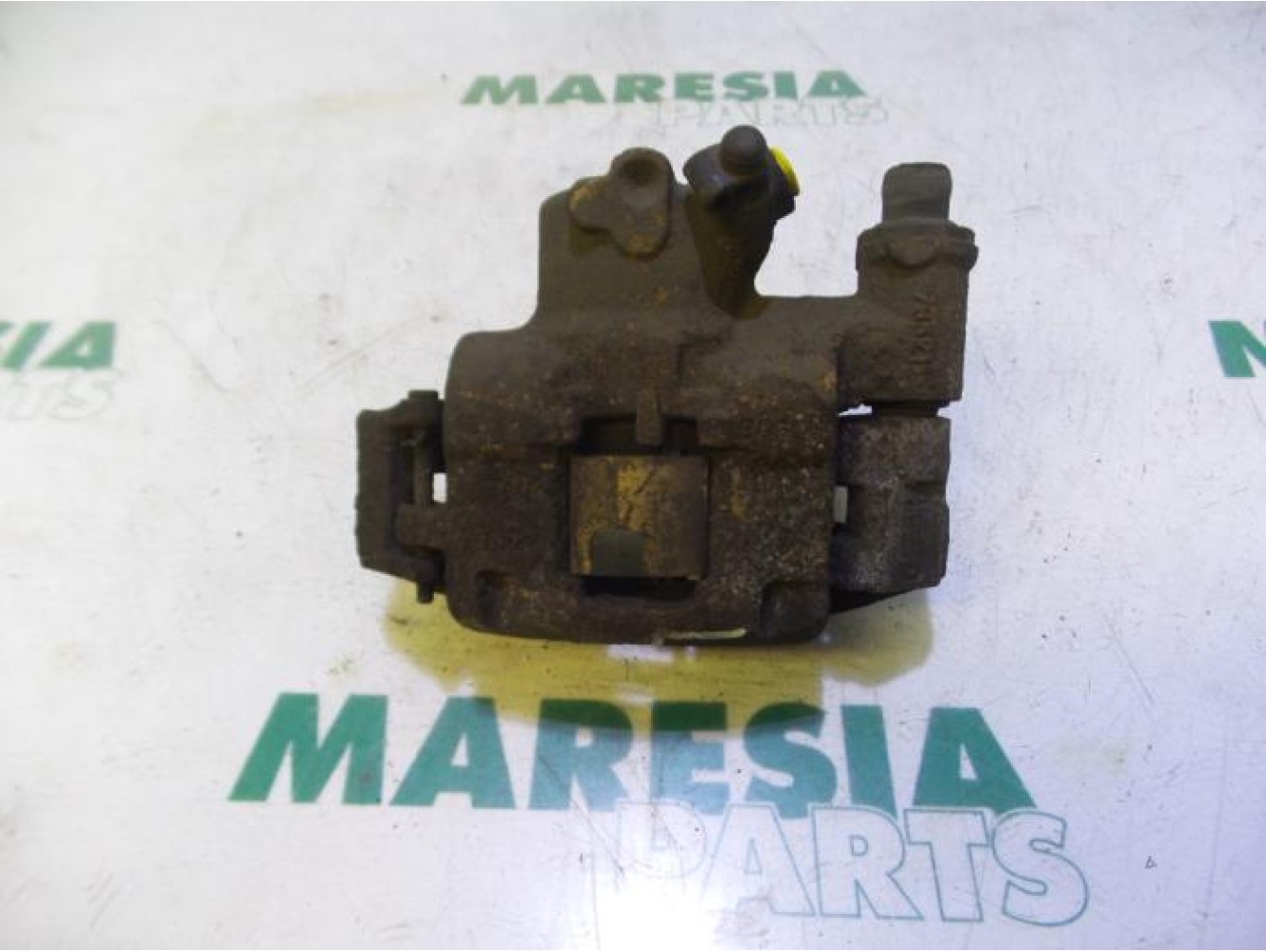 Fiat - Panda - Front brake calliper, left