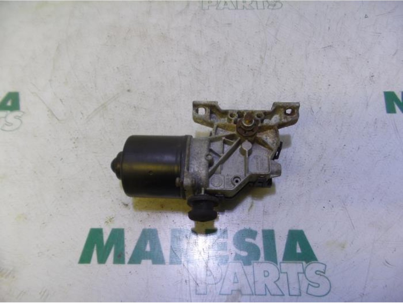 Fiat - Panda - Front wiper motor