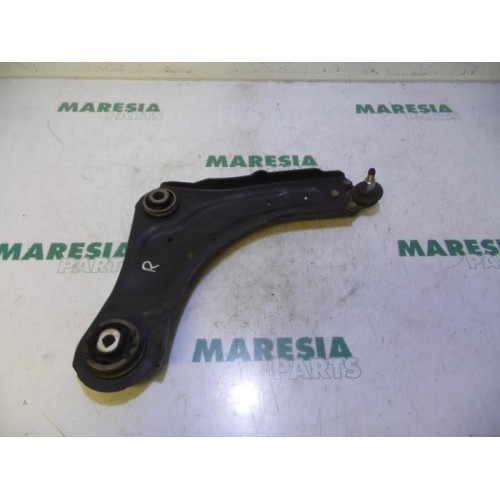 Renault - Megane Scenic - Front lower wishbone, right