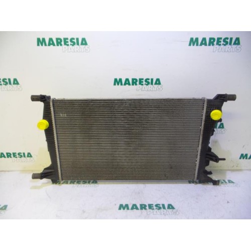 Renault - Megane Scenic - Radiator