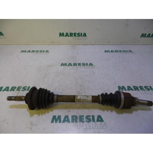 Peugeot - 206 - Front drive shaft, left
