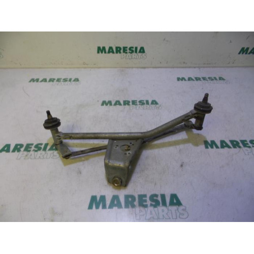 Peugeot - 206 - Wiper mechanism