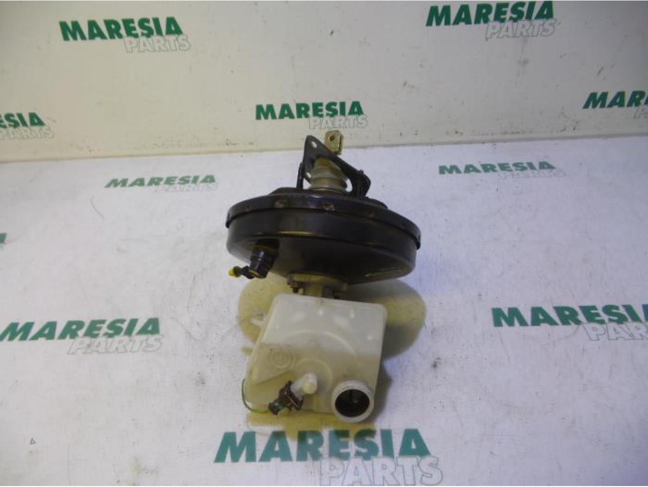 Peugeot - 206 - Brake servo
