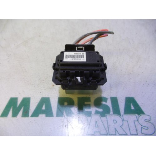 Renault - Megane Scenic - Heater resistor