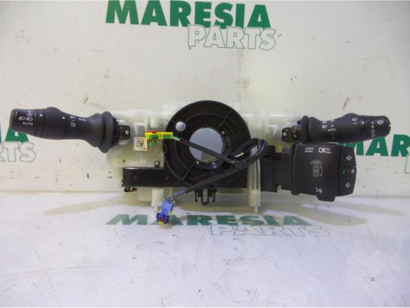 Renault - Megane Scenic - Steering column stalk