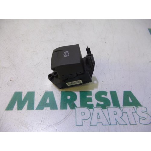 Renault - Megane Scenic - Parking brake switch