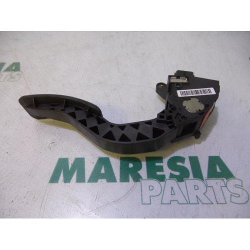 Renault - Megane Scenic - Throttle pedal position sensor