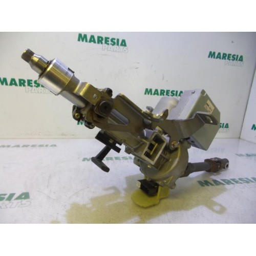 Renault - Megane - Steering column housing