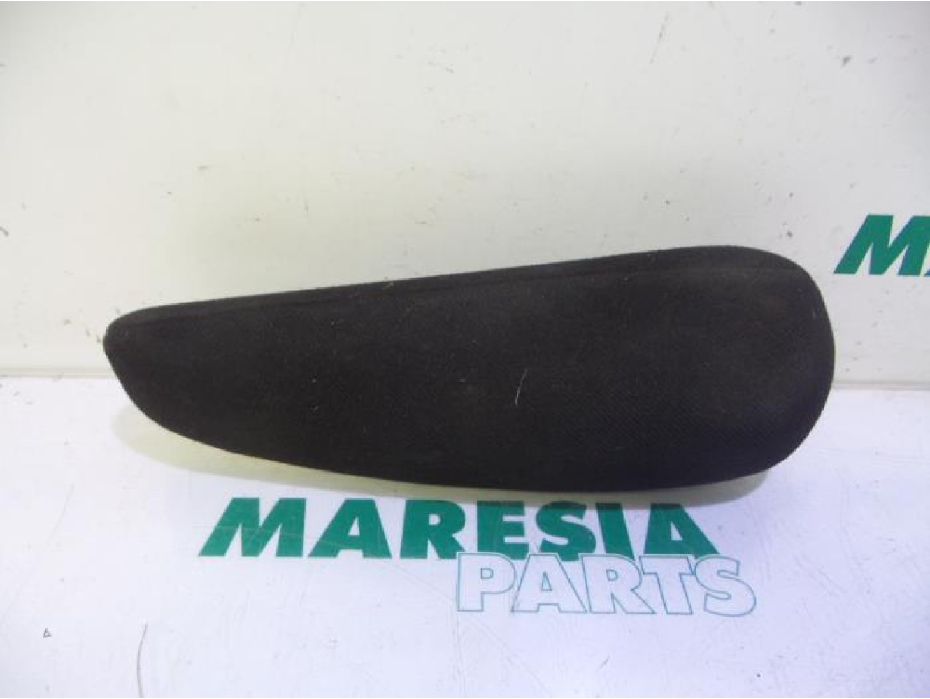 Peugeot - 307 - Armrest