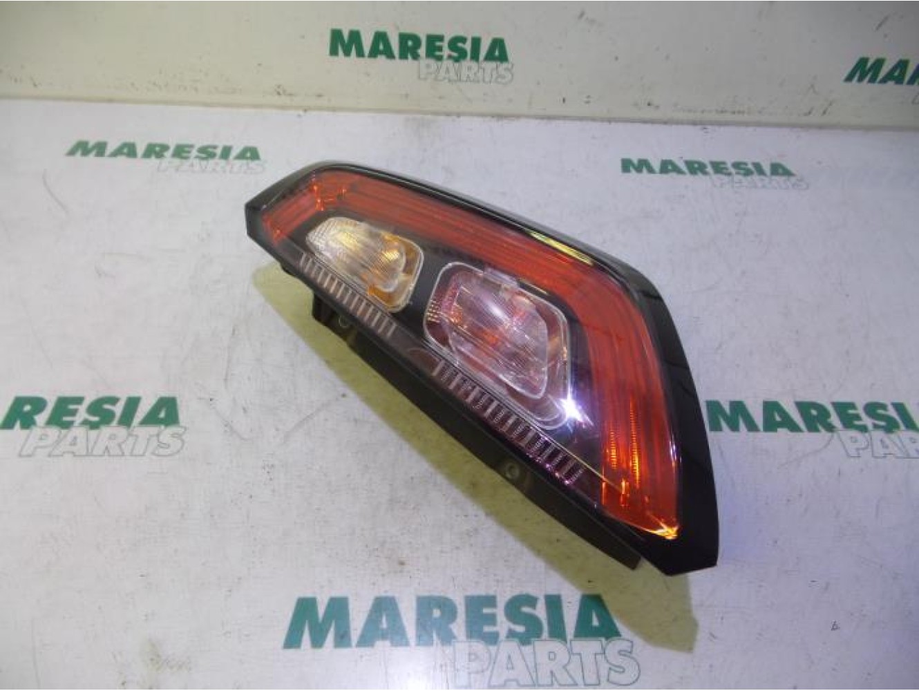 Fiat - Punto - Taillight, right