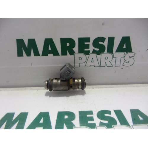Renault - Megane Scenic - Injector (petrol injection)
