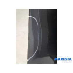 Renault - Laguna - Kotflügel rechts vorne