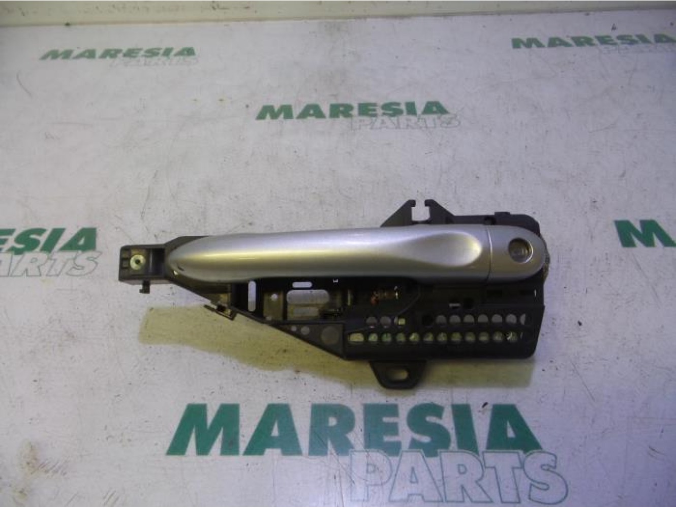 Renault - Clio - Door handle 4-door, front left